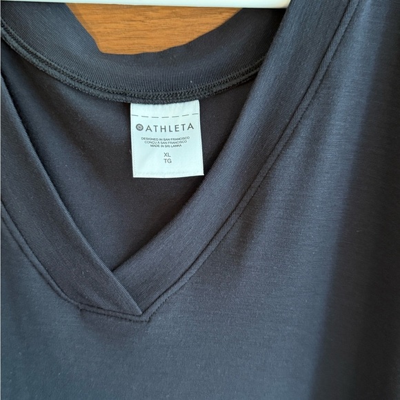 Athleta breezy crossback tee black NWT Size XL - Picture 5 of 8